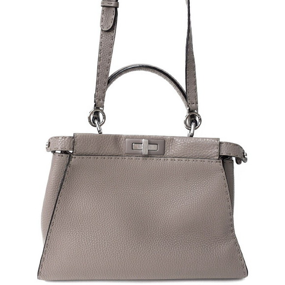 Fendi Handbags - Fendi Selleria Peekaboo Regular Shoulder Bag